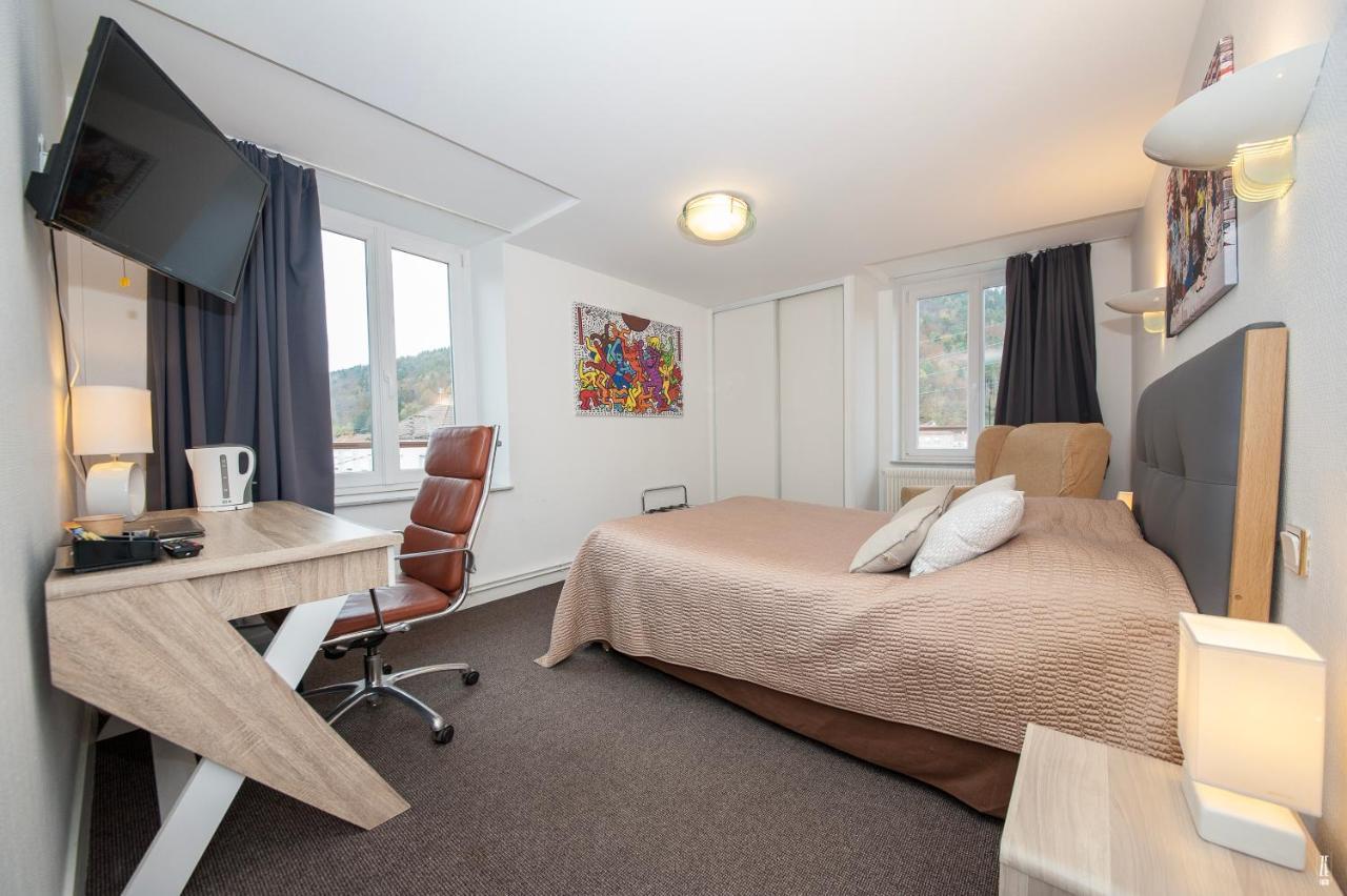 Relais Lorraine Alsace Pere & Fils Hotell Raon-lʼÉtape Exteriör bild